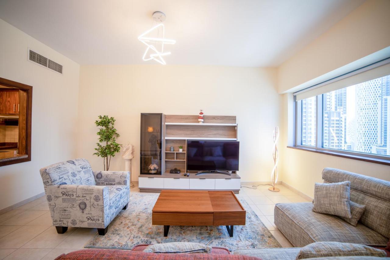 Scenic 2 Bedroom Apartment - Downtown Business Bay Dubai Exterior foto